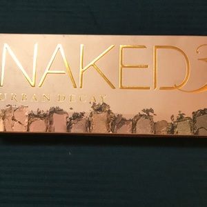 NAKED 3